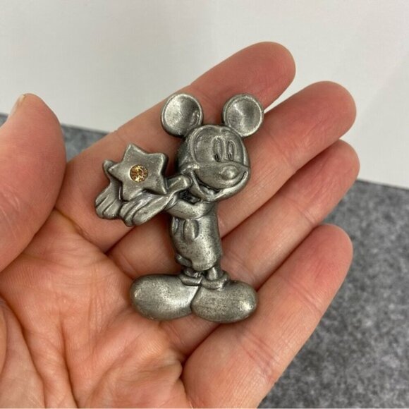 Vintage Pewter Mickey Mouse Holding A Star (2 inches ) Disney Trinket Keepsake - Picture 3 of 5
